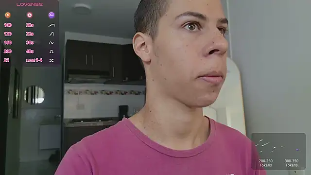 Snapshot of grey___27 chatting on February 28, 2026, 11:33 am grey 27 online show from February 28, 2026, 11:33 am