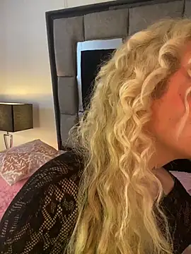 Bonnie vega online show from January 31, 2025, 8:01 pm