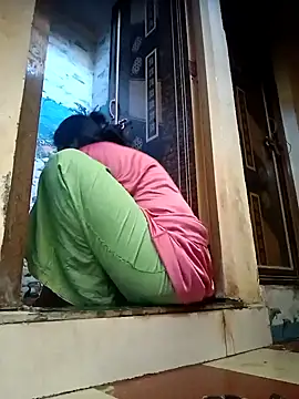 Snapshot of Mamta_Chaterjee chatting on March 4, 2025, 6:26 am Mamta Chaterjee online show from March 4, 2025, 6:26 am