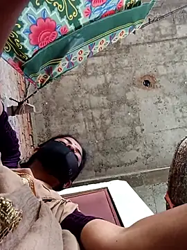 Snapshot of Mamta_Chaterjee chatting on November 27, 2025, 2:35 am Mamta Chaterjee online show from November 27, 2025, 2:35 am