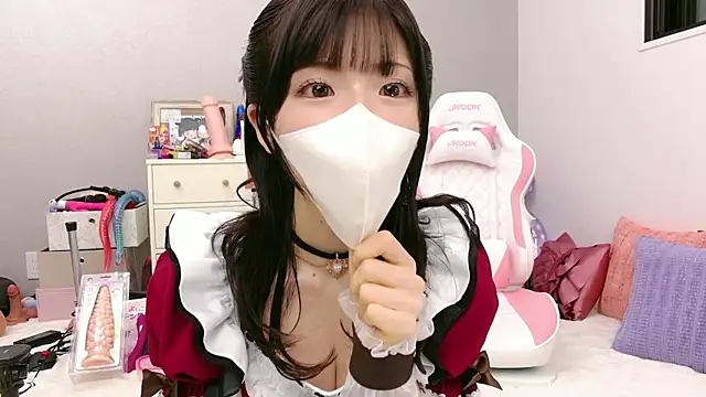 Snapshot of -minami- chatting on May 21, 2026, 12:01 pm -minami- online show from May 21, 2026, 12:01 pm