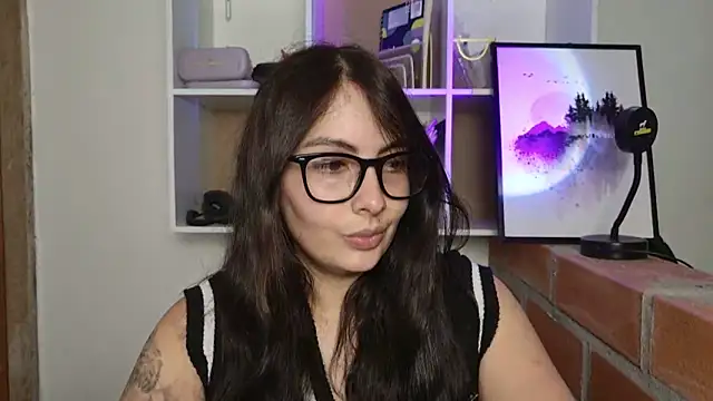 lalawhitte online show from June 2, 2026, 3:25 pm