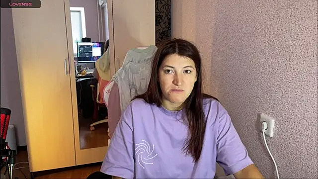 Katrin  kiss online show from September 14, 2025, 12:59 pm