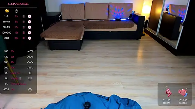 Snapshot of Carolina_bby chatting on March 8, 2025, 6:58 pm Carolina bby online show from March 8, 2025, 6:58 pm