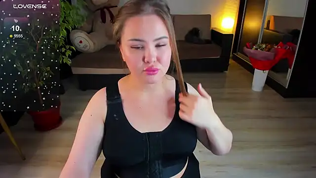 Snapshot of Carolina_bby chatting on September 16, 2025, 4:19 pm Carolina bby online show from September 16, 2025, 4:19 pm