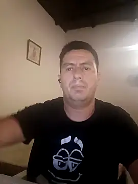 Snapshot of walwan85 chatting on October 6, 2025, 8:39 pm walwan85 online show from October 6, 2025, 8:39 pm