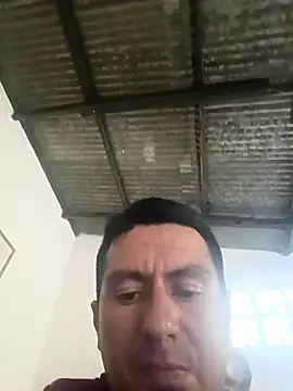 Snapshot of walwan85 chatting on November 17, 2025, 4:35 pm walwan85 online show from November 17, 2025, 4:35 pm