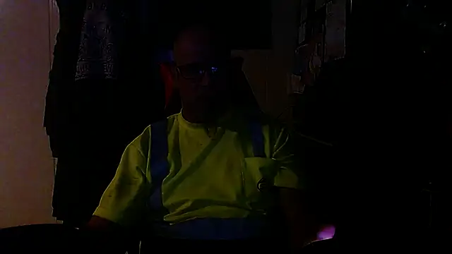 KrazyLegz online show from September 19, 2025, 10:54 pm