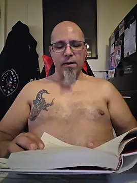 KrazyLegz online show from February 15, 2026, 6:04 pm