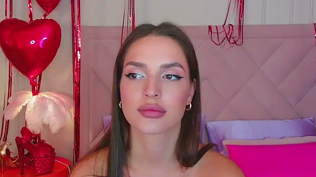 BellaHalles online show from February 15, 2025, 2:44 pm