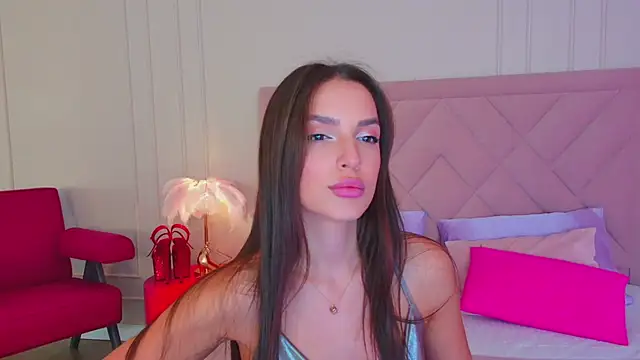 BellaHalles online show from February 28, 2025, 11:36 am