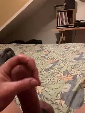 Snapshot of LivingLegend1978 chatting on January 22, 2025, 5:06 pm LivingLegend1978 online show from January 22, 2025, 5:06 pm