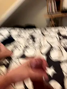 Snapshot of LivingLegend1978 chatting on September 14, 2025, 8:24 am LivingLegend1978 online show from September 14, 2025, 8:24 am