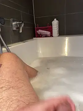 LivingLegend1978 online show from February 20, 2026, 9:21 am