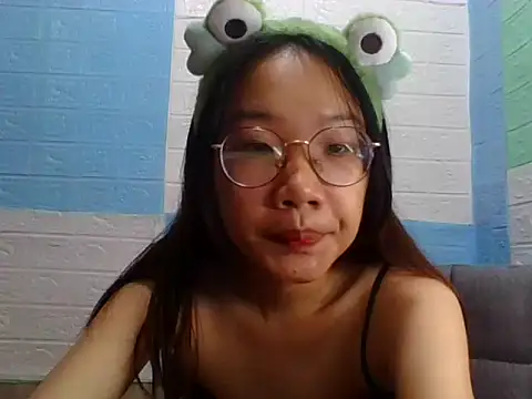 Snapshot of Nanoko chatting on September 28, 2025, 1:55 am Nanoko online show from September 28, 2025, 1:55 am