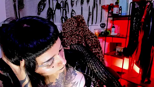 Agatha BDSM online show from October 1, 2025, 8:15 pm