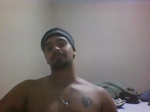 Snapshot of Xcumshot33 chatting on December 13, 2024, 3:27 am Xcumshot33 online show from December 13, 2024, 3:27 am