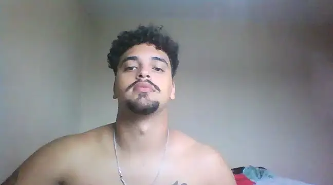 Snapshot of Xcumshot33 chatting on January 13, 2025, 1:39 pm Xcumshot33 online show from January 13, 2025, 1:39 pm