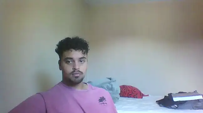 Snapshot of Xcumshot33 chatting on February 13, 2025, 1:05 pm Xcumshot33 online show from February 13, 2025, 1:05 pm