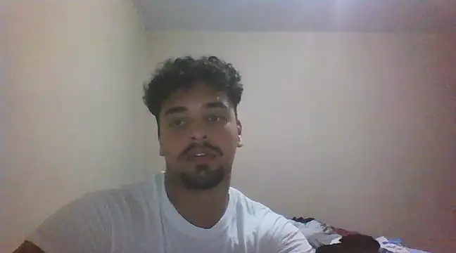 Snapshot of Xcumshot33 chatting on February 19, 2025, 12:14 am Xcumshot33 online show from February 19, 2025, 12:14 am