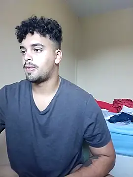 Snapshot of Xcumshot33 chatting on February 27, 2025, 10:37 am Xcumshot33 online show from February 27, 2025, 10:37 am