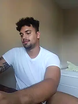 Snapshot of Xcumshot33 chatting on March 13, 2025, 7:17 pm Xcumshot33 online show from March 13, 2025, 7:17 pm