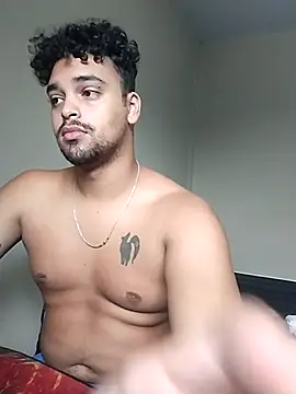 Snapshot of Xcumshot33 chatting on March 17, 2025, 6:11 pm Xcumshot33 online show from March 17, 2025, 6:11 pm