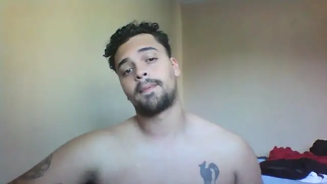 Snapshot of Xcumshot33 chatting on September 21, 2025, 6:31 pm Xcumshot33 online show from September 21, 2025, 6:31 pm