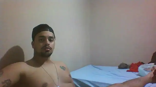 Snapshot of Xcumshot33 chatting on September 30, 2025, 2:49 am Xcumshot33 online show from September 30, 2025, 2:49 am