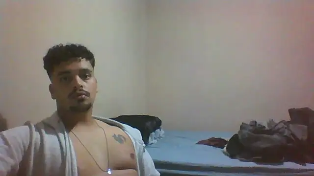 Snapshot of Xcumshot33 chatting on October 9, 2025, 3:26 am Xcumshot33 online show from October 9, 2025, 3:26 am