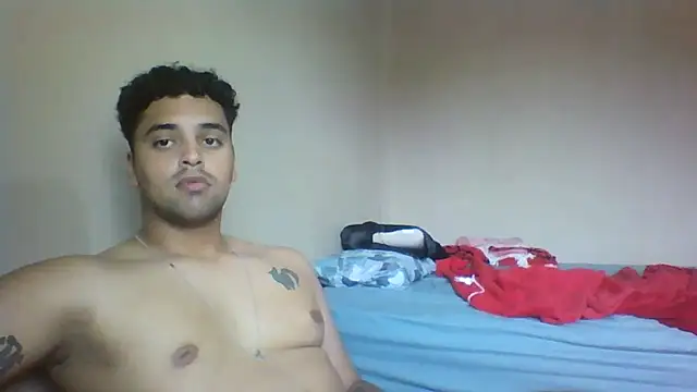 Snapshot of Xcumshot33 chatting on October 29, 2025, 5:25 pm Xcumshot33 online show from October 29, 2025, 5:25 pm