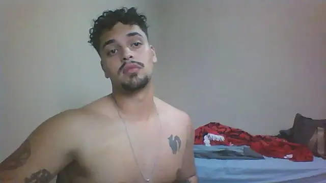 Snapshot of Xcumshot33 chatting on November 15, 2025, 8:05 pm Xcumshot33 online show from November 15, 2025, 8:05 pm