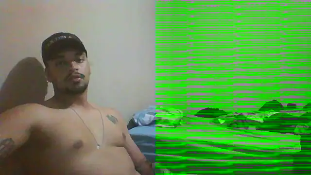 Snapshot of Xcumshot33 chatting on November 18, 2025, 8:57 pm Xcumshot33 online show from November 18, 2025, 8:57 pm