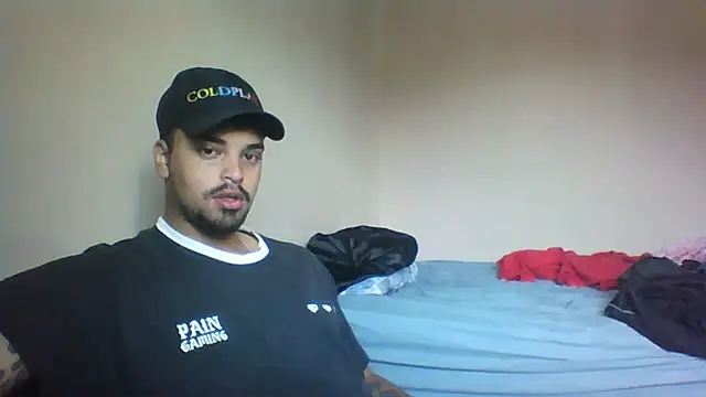 Snapshot of Xcumshot33 chatting on November 27, 2025, 12:40 pm Xcumshot33 online show from November 27, 2025, 12:40 pm