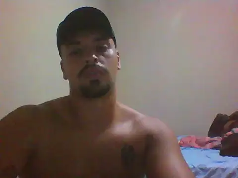 Snapshot of Xcumshot33 chatting on February 11, 2026, 12:26 am Xcumshot33 online show from February 11, 2026, 12:26 am