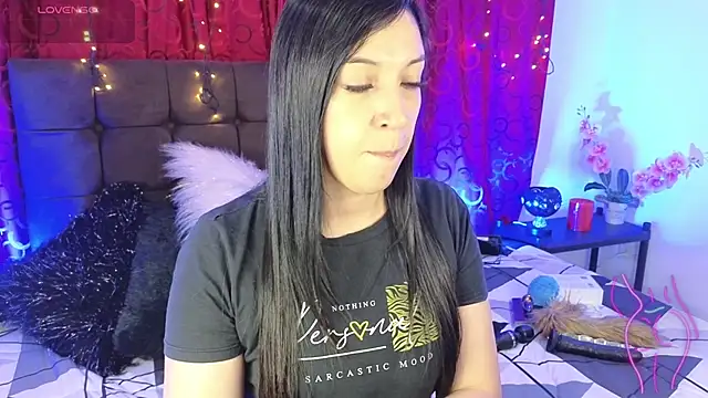 Majuu   online show from November 22, 2025, 11:42 am