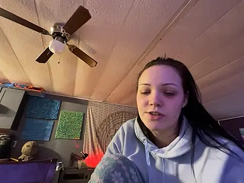 skinwalkingzombie online show from February 10, 2025, 6:13 pm