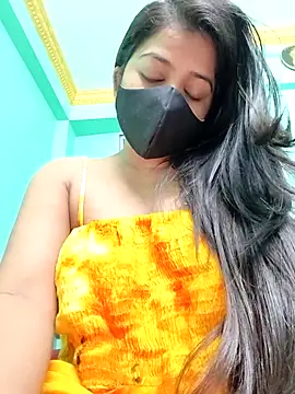 Monalisa Singh online show from November 24, 2025, 6:07 pm