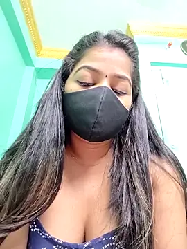 Snapshot of Monalisa_Singh chatting on March 4, 2026, 5:52 pm Monalisa Singh online show from March 4, 2026, 5:52 pm