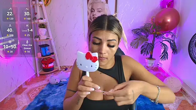 SALOOMEE   online show from October 11, 2025, 11:20 am