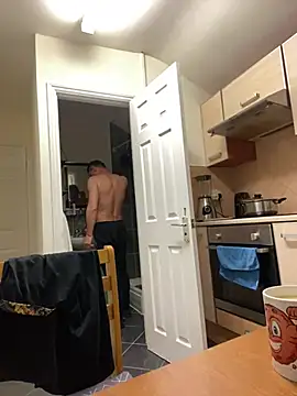 Snapshot of Yourhotboy_42 chatting on March 1, 2025, 8:31 pm Yourhotboy 42 online show from March 1, 2025, 8:31 pm