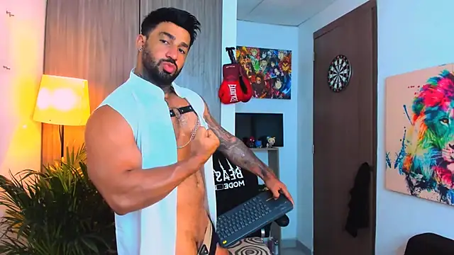 naugthy dominant online show from October 13, 2025, 1:22 pm