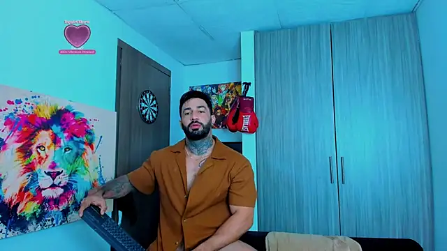 naugthy dominant online show from October 28, 2025, 12:19 pm