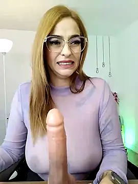 Snapshot of Alessandra_Schmoll chatting on February 25, 2025, 2:33 pm Alessandra Schmoll online show from February 25, 2025, 2:33 pm