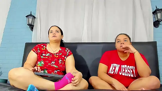 Snapshot of brunnette_hot chatting on February 24, 2025, 11:21 am brunnette hot online show from February 24, 2025, 11:21 am