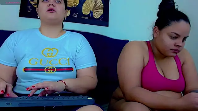 Snapshot of brunnette_hot chatting on November 23, 2025, 11:32 am brunnette hot online show from November 23, 2025, 11:32 am