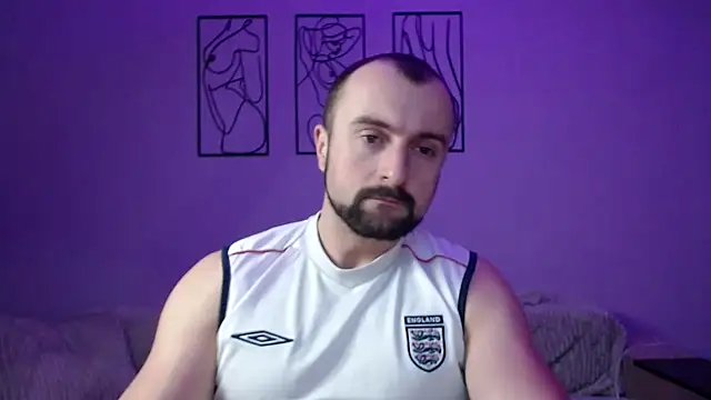 brindlefly6969 online show from December 10, 2024, 11:43 am