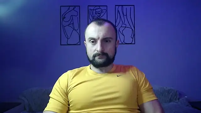 brindlefly6969 online show from December 31, 2024, 3:42 pm