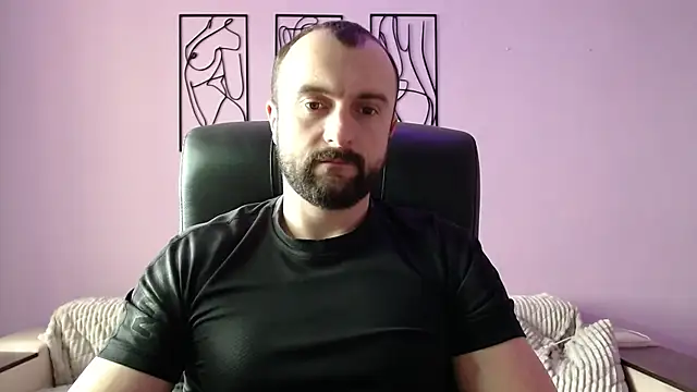 brindlefly6969 online show from February 21, 2025, 12:06 pm