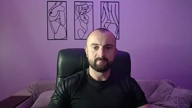 brindlefly6969 online show from September 29, 2025, 11:48 am